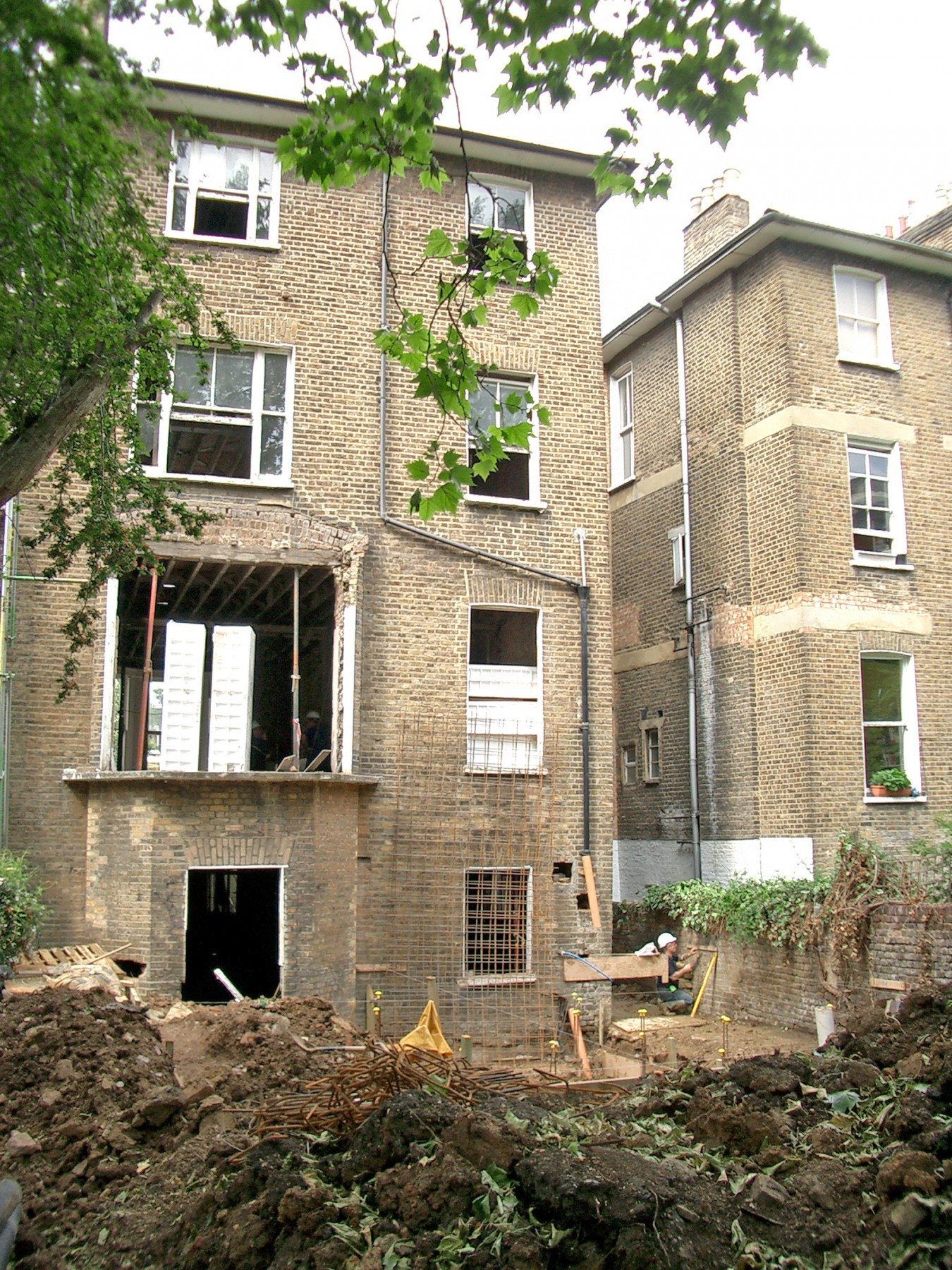 Kander-house-Primrose-hill-London-residential-home-contemporary-interior-Riba-award-victorian-Jamie-Fobert-Architects-construction-site-3