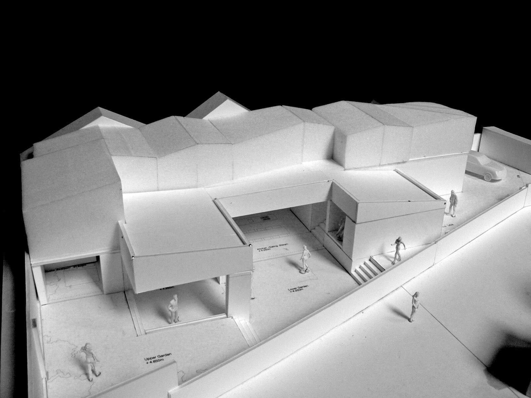Luker-House-contemporary-modern-London-residential-home-Jamie-Fobert-Architects-model