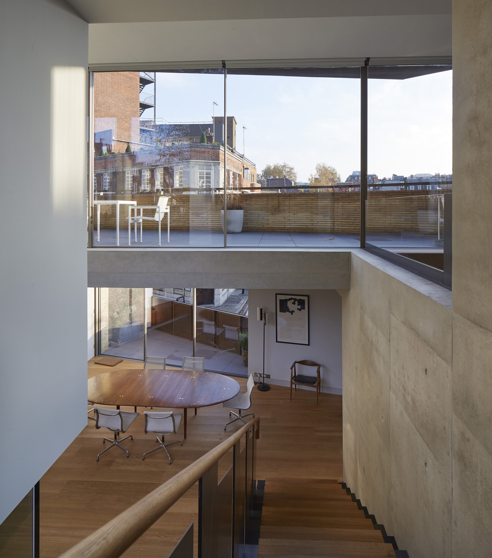 Levring-House-modern-London-residential-house-Jamie-Fobert-Architects-RIBA-Award-Doughty-Mews-lightwell-stairs
