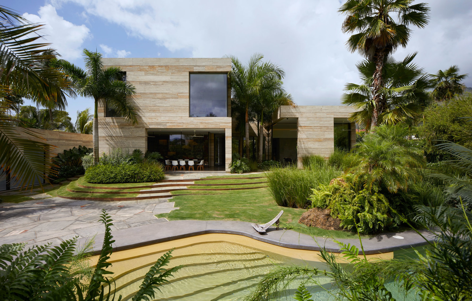Jamie-Fobert-Architects travertine-house Port-of-Spain Trinidad Hufton+Crow 035