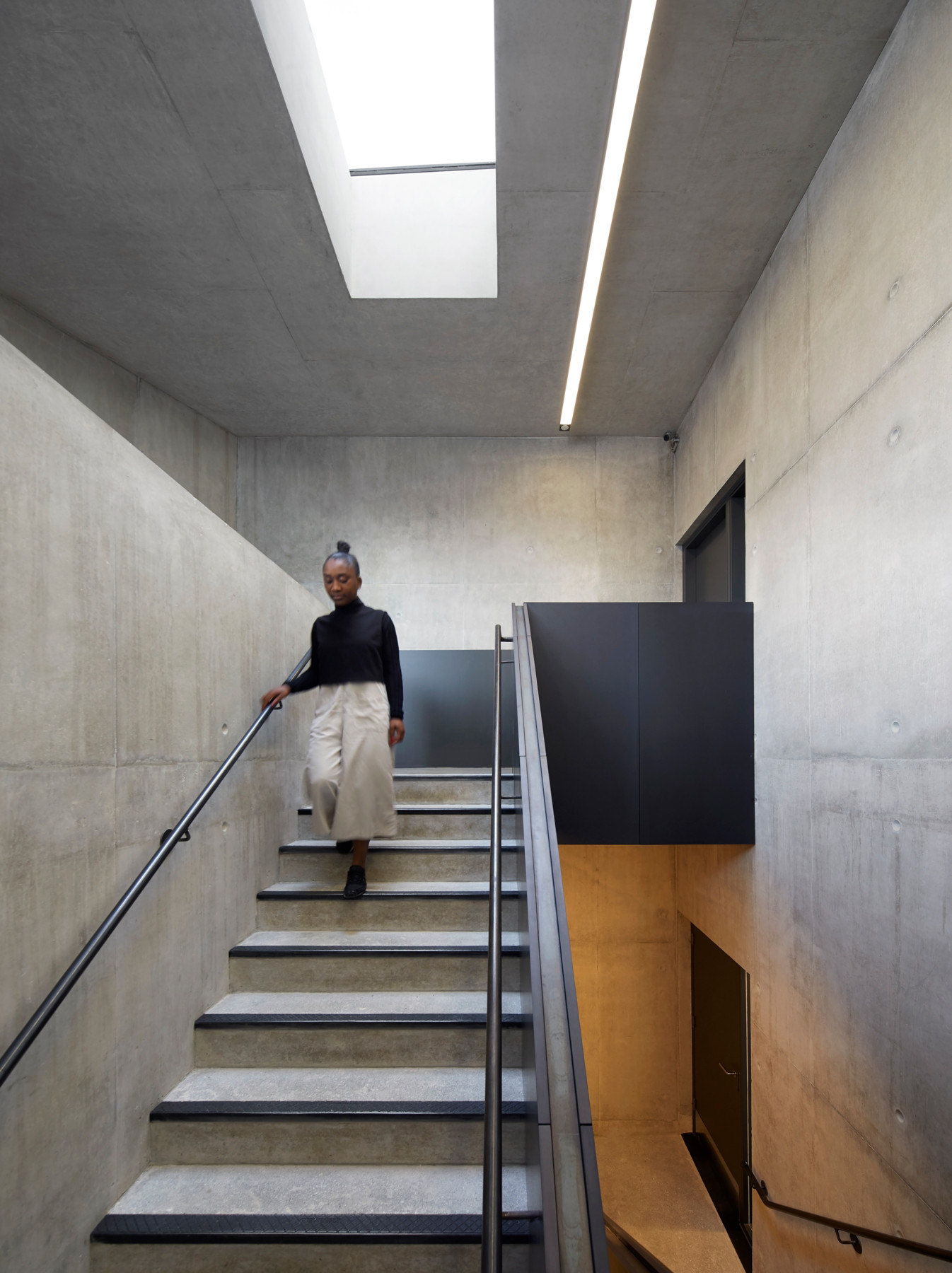 Jamie-fobert-architects-tate-st-ives-hufton-and-crow-concrete-stair