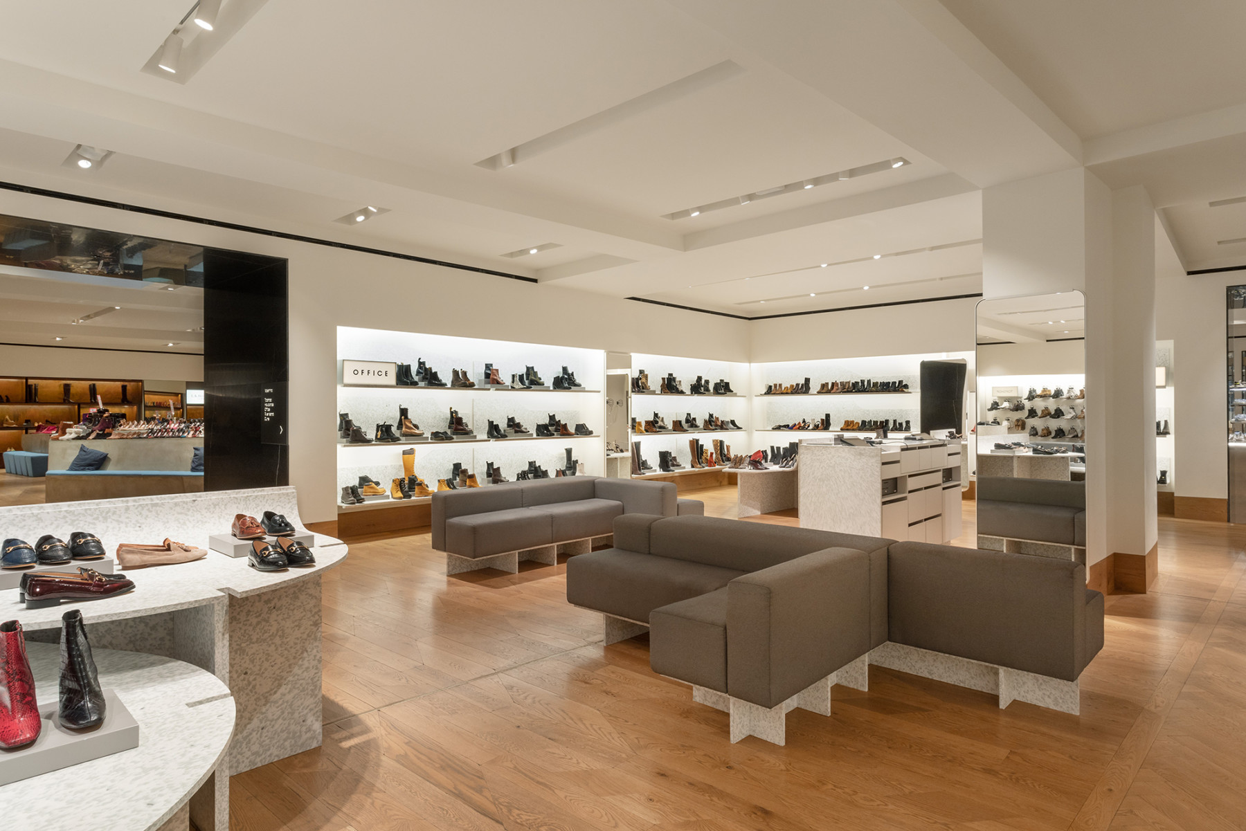 jamie-fobert-architects-selfridges-shoe-galleries-luxury-retail-concept-gallery-2-recycled